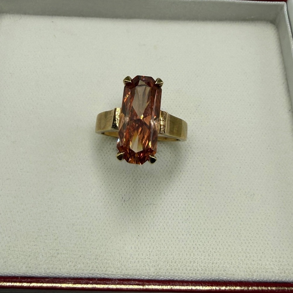 Parkway Hollywood Collection Barbara Stanwyck Replica Ring 925 Champagne Stone